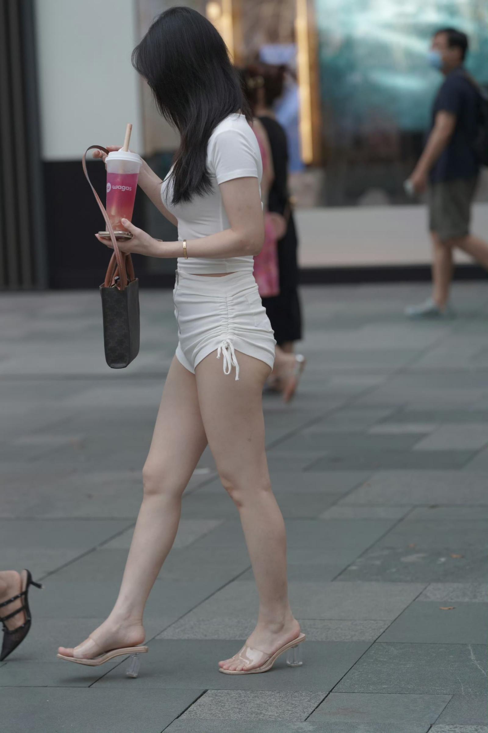 街拍热裤[30P]