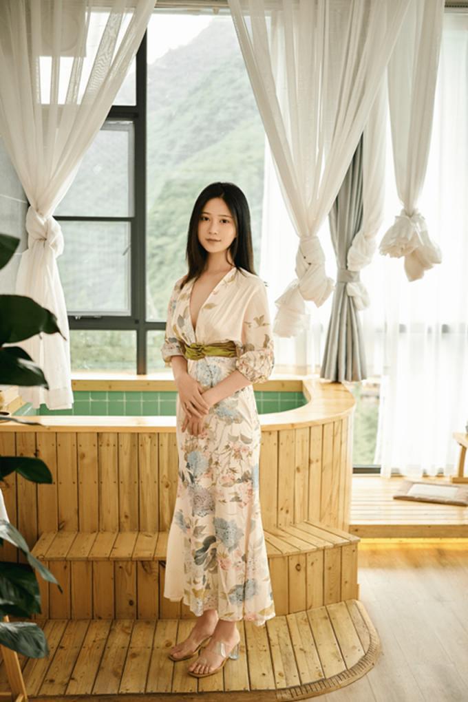 端庄的妹子