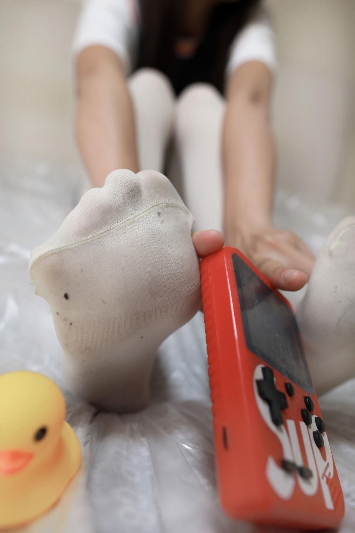 居家女友厚白丝足模风格