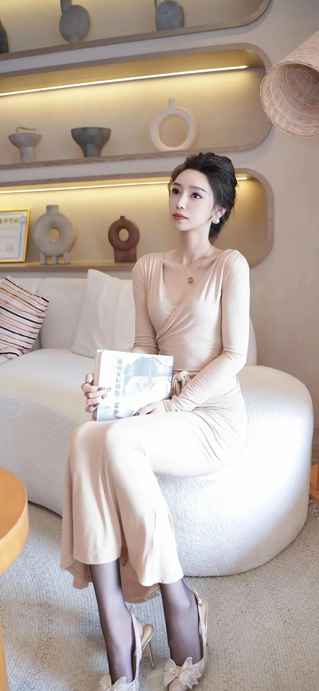 风情万千的黑丝美腿