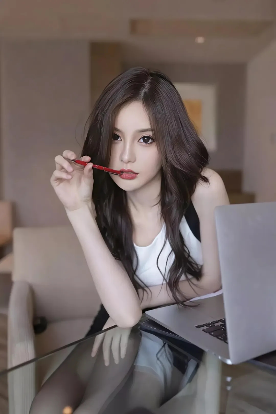 风情万千的黑丝美腿