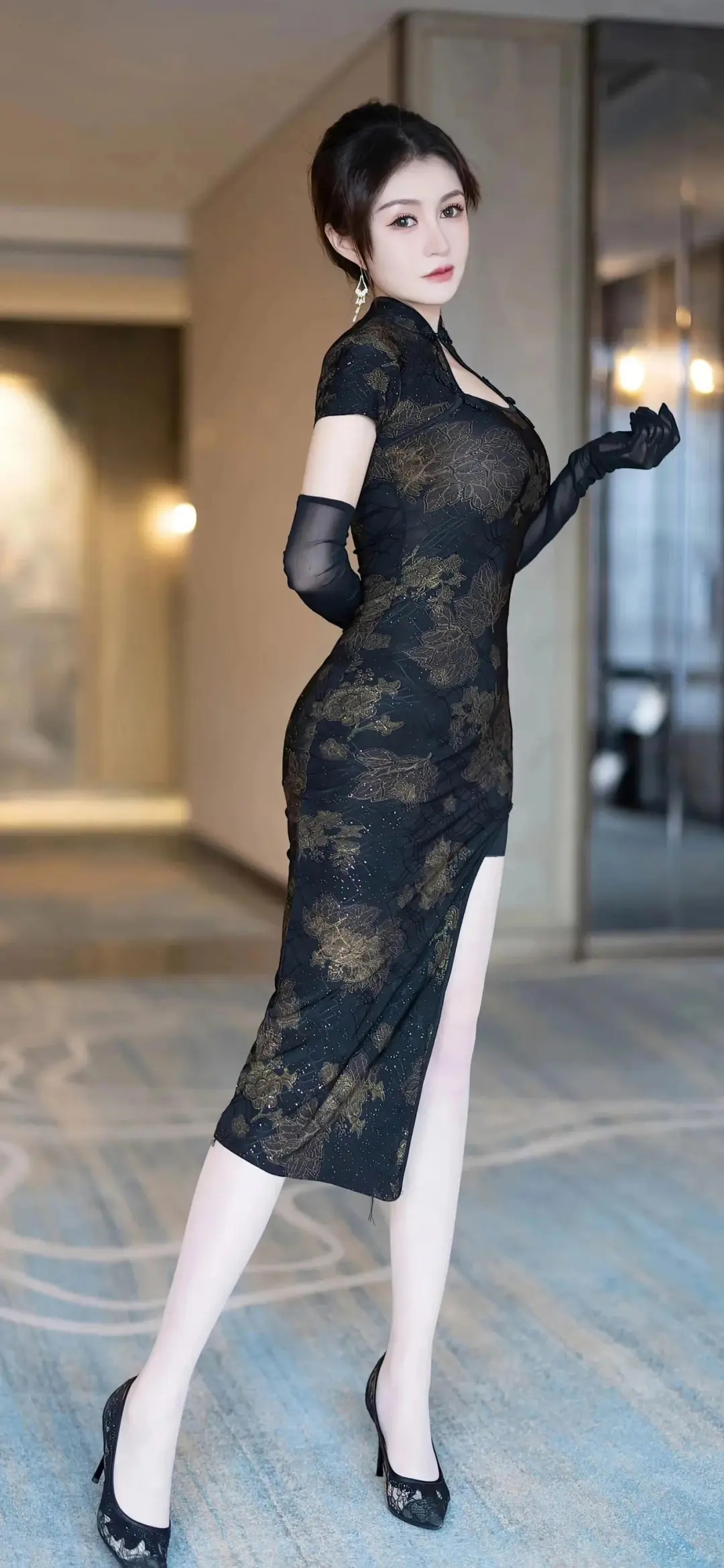 风情万千的黑丝美腿