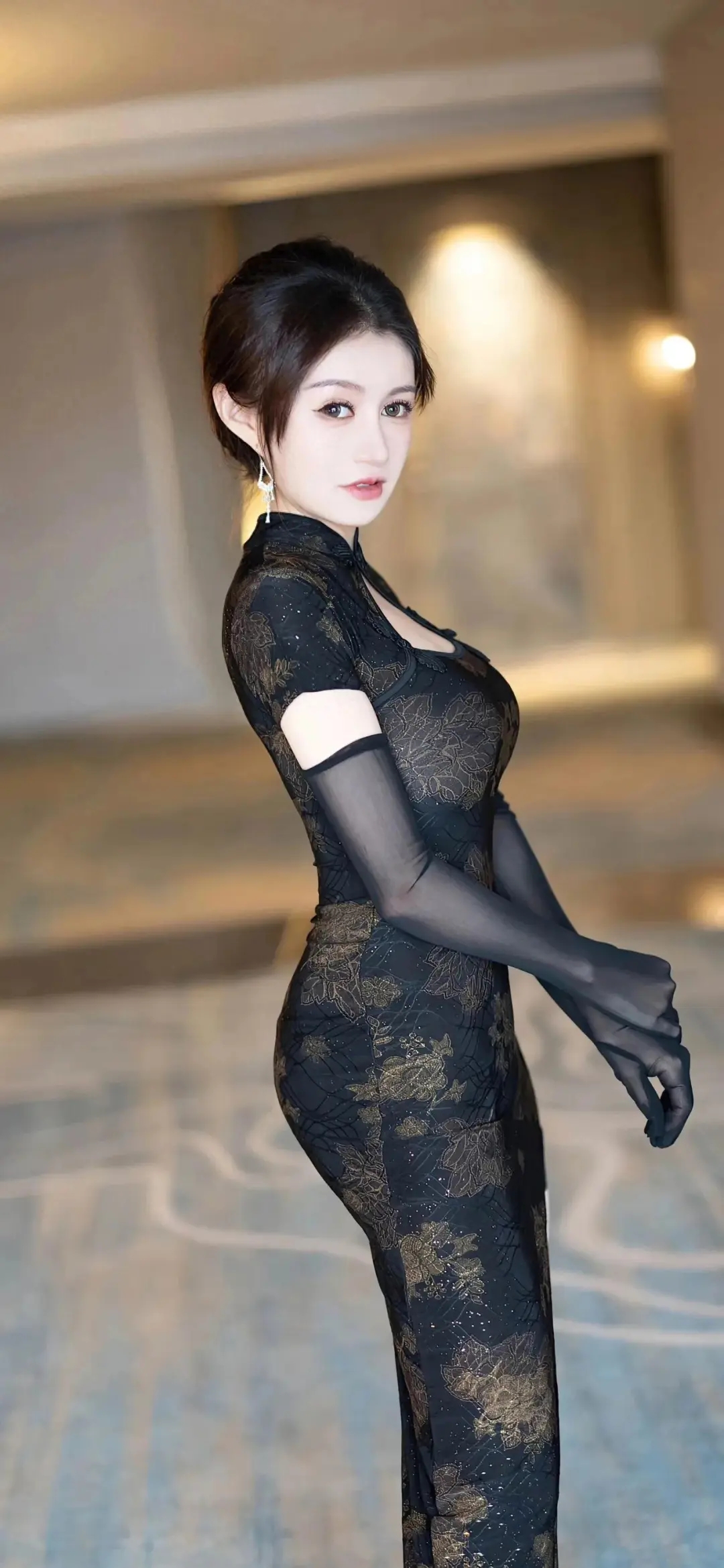 风情万千的黑丝美腿