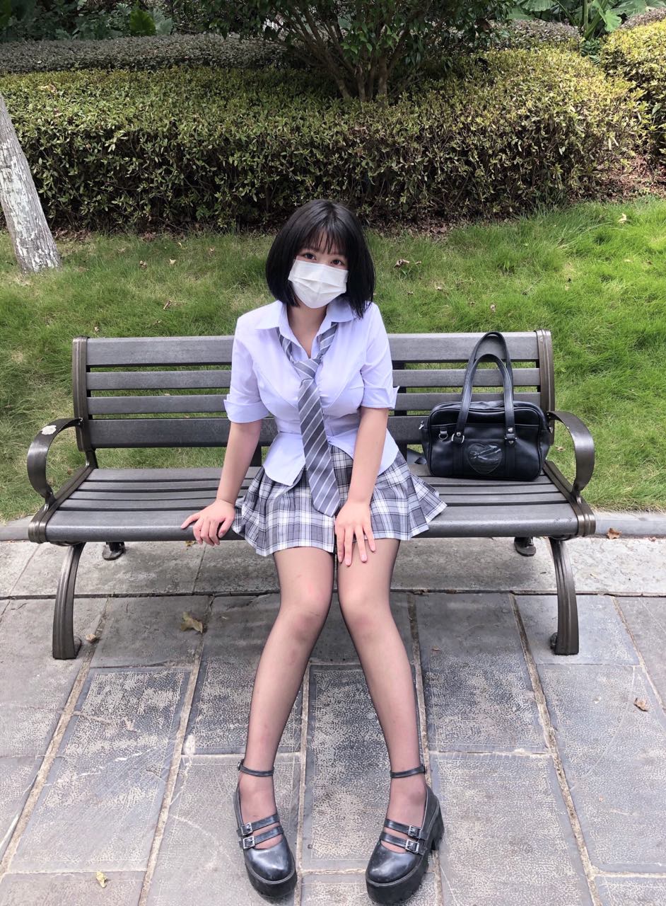 陈佩奇美丽大方性感写真 20250903