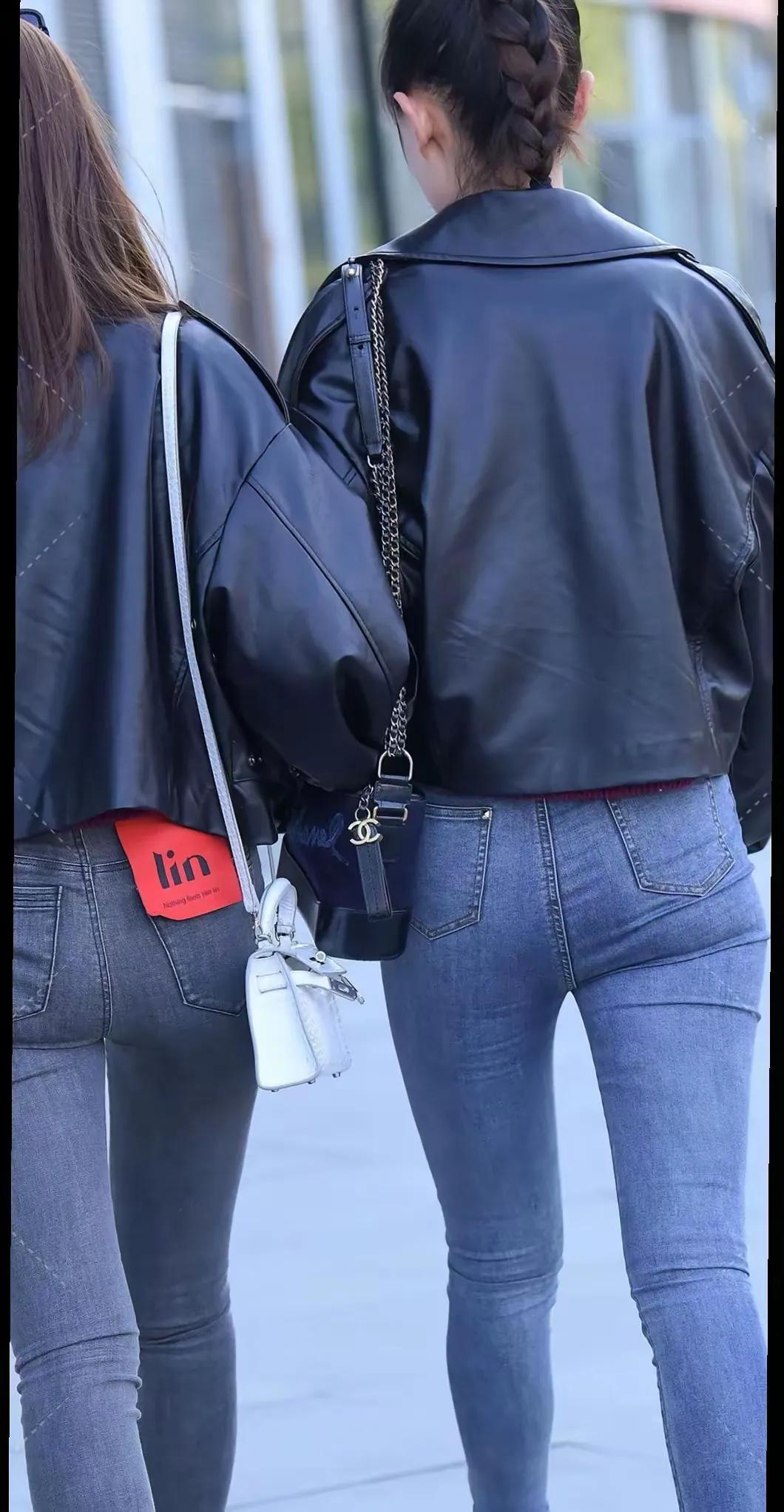 没有瑜伽裤的年代 我最喜欢看翘臀的紧身牛仔裤