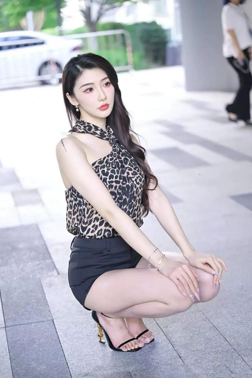 超长美腿风情无限