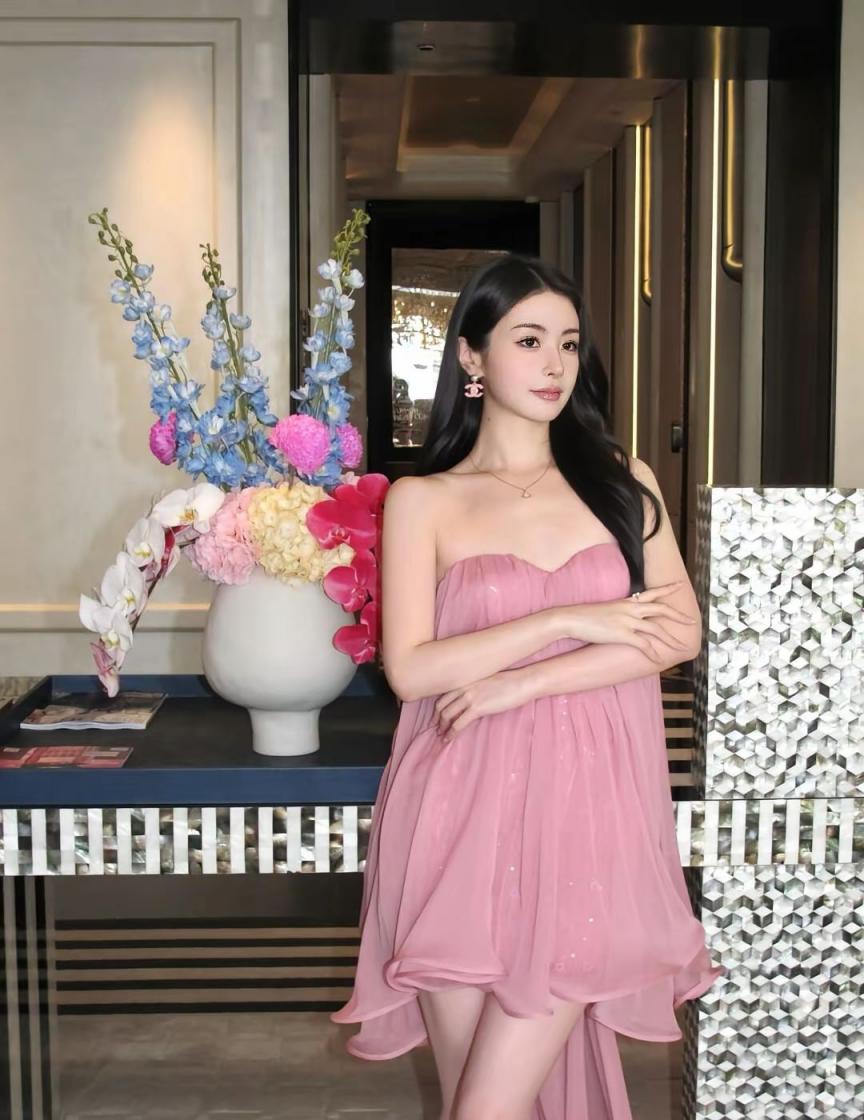 清纯阳光活力美女