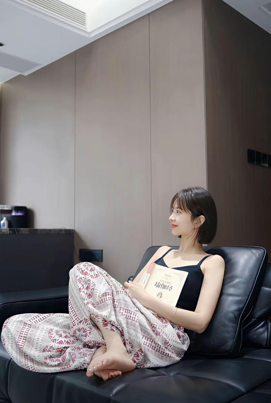 清纯阳光活力美女