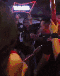 黑丝大长腿来一波+反差女大学生，满足今晚你的欲望