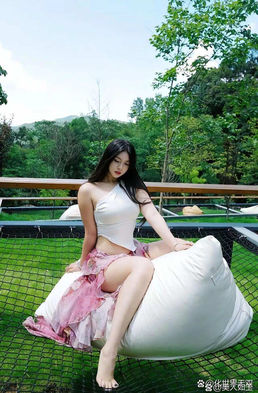 你还小，不懂珠圆玉润的好