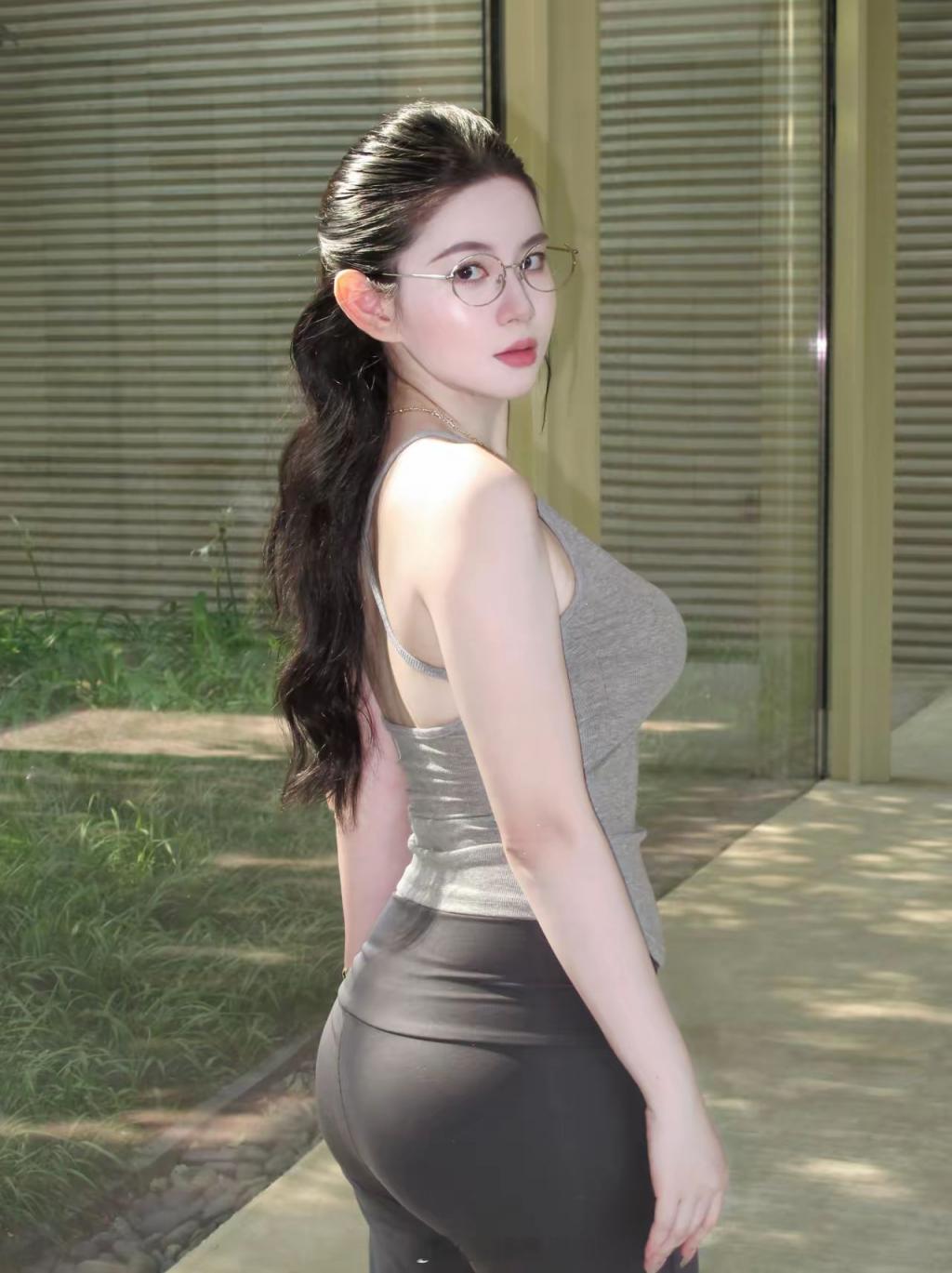 你还小，不懂珠圆玉润的好