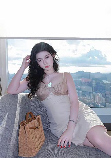 你还小，不懂珠圆玉润的好