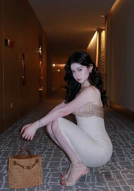 你还小，不懂珠圆玉润的好