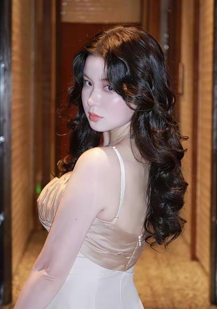 你还小，不懂珠圆玉润的好