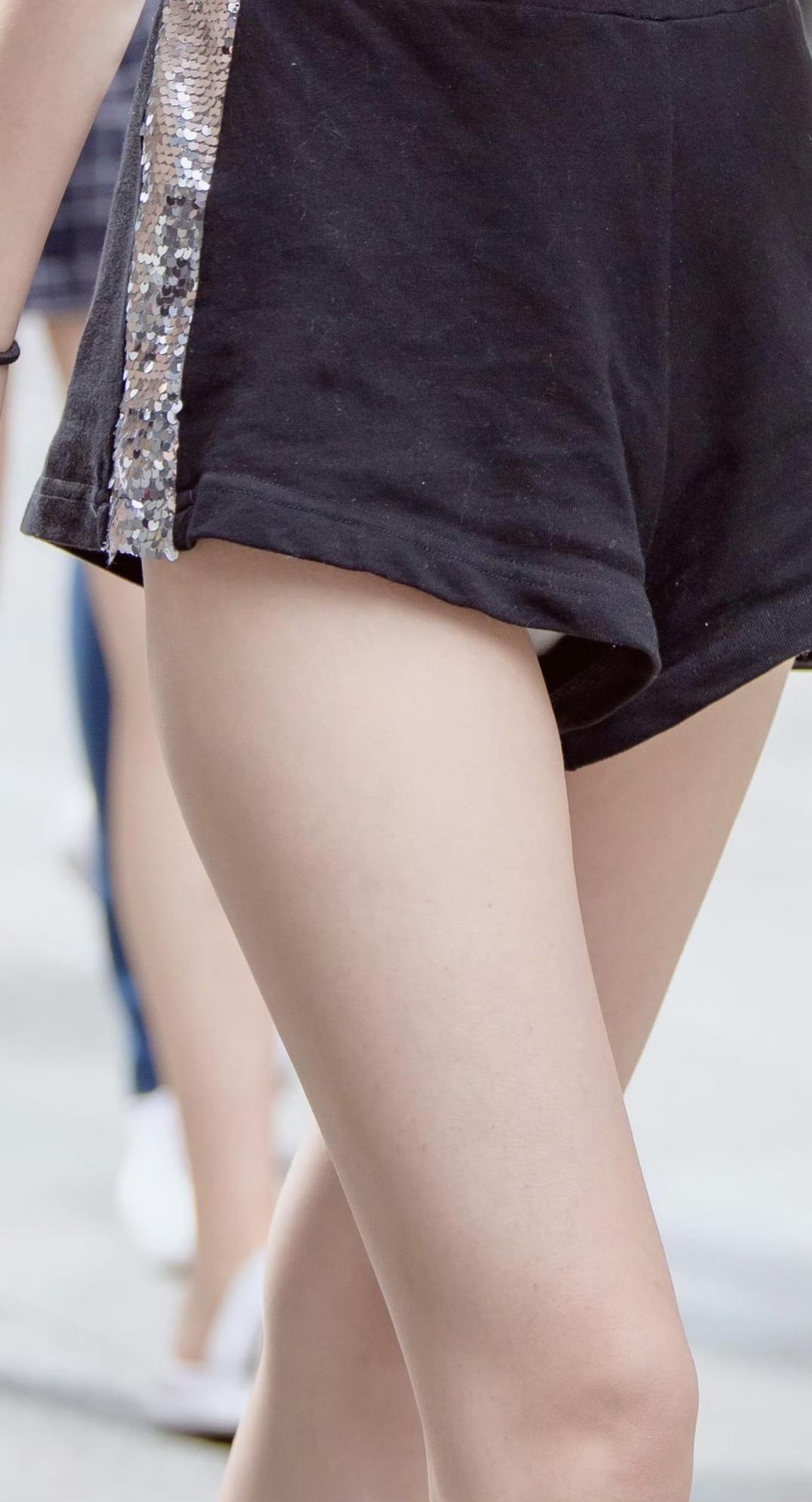 齐逼短裤的诱惑