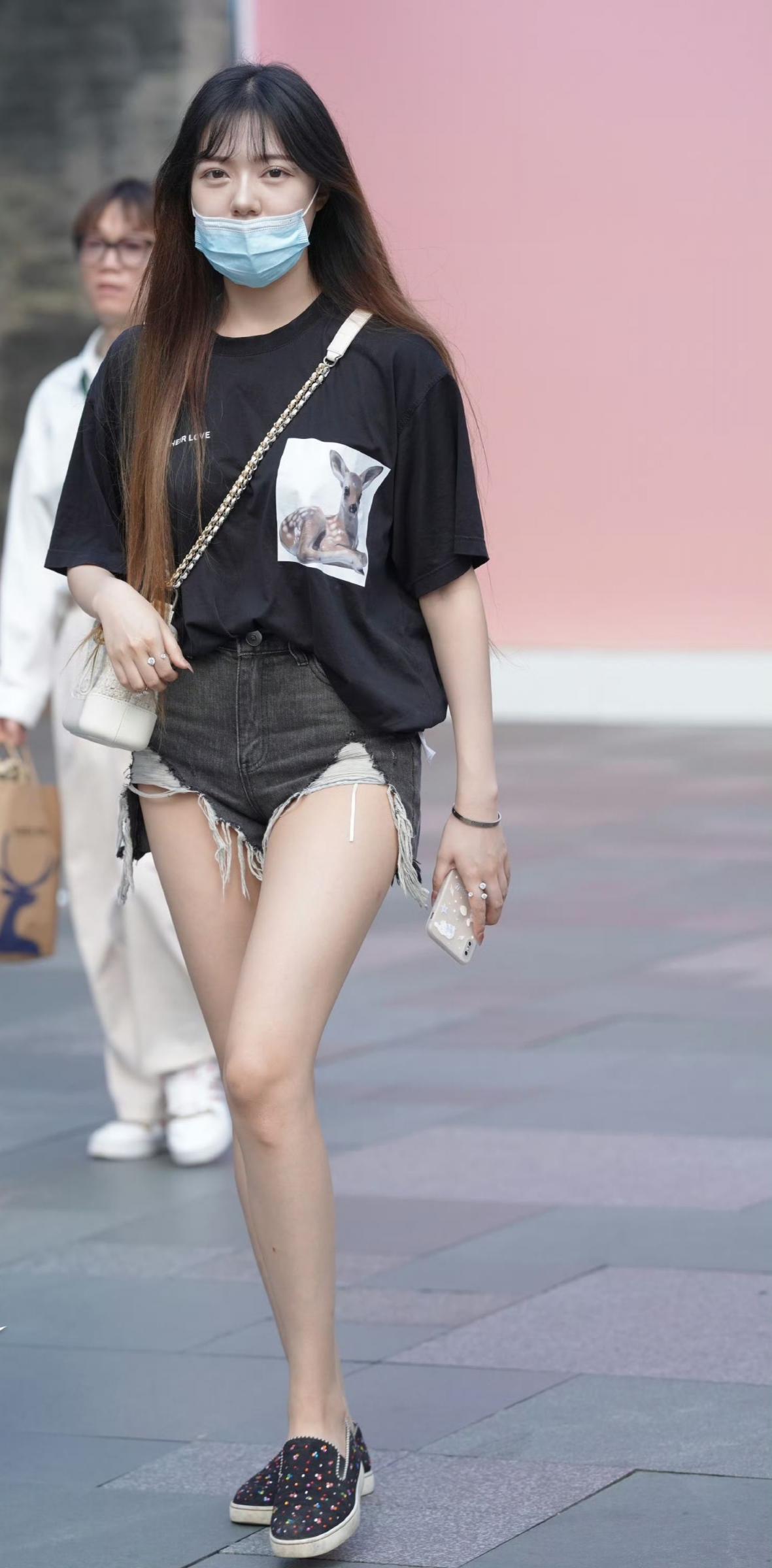 齐逼短裤的诱惑