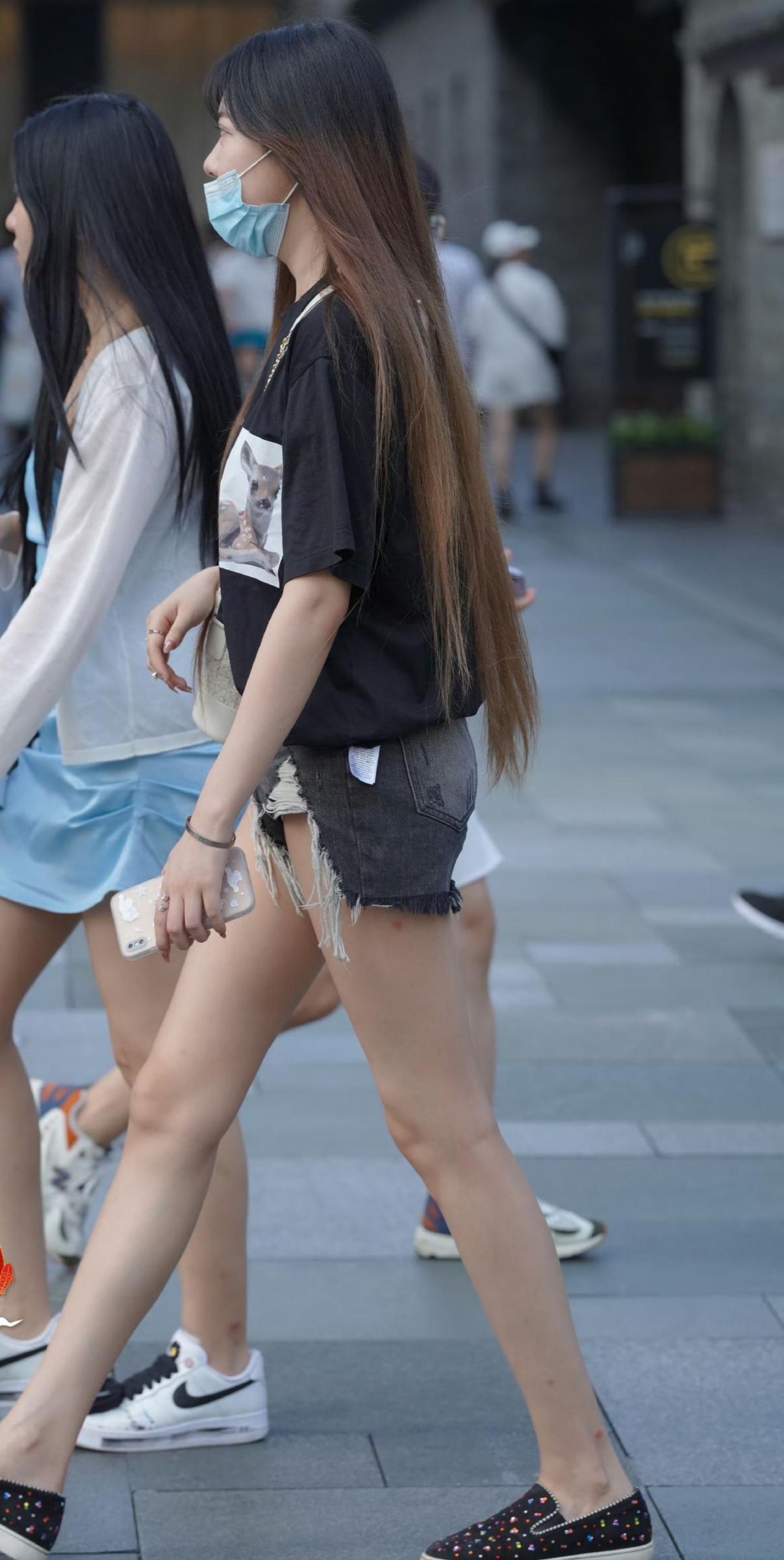 齐逼短裤的诱惑