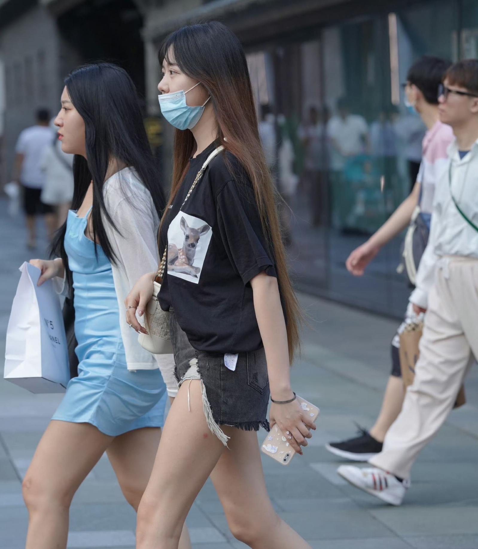 齐逼短裤的诱惑