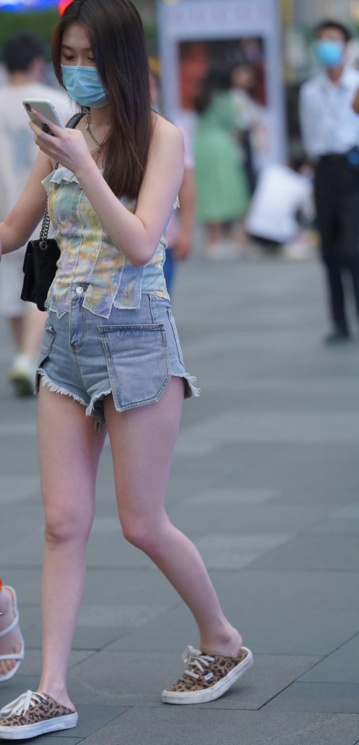 齐逼短裤的诱惑