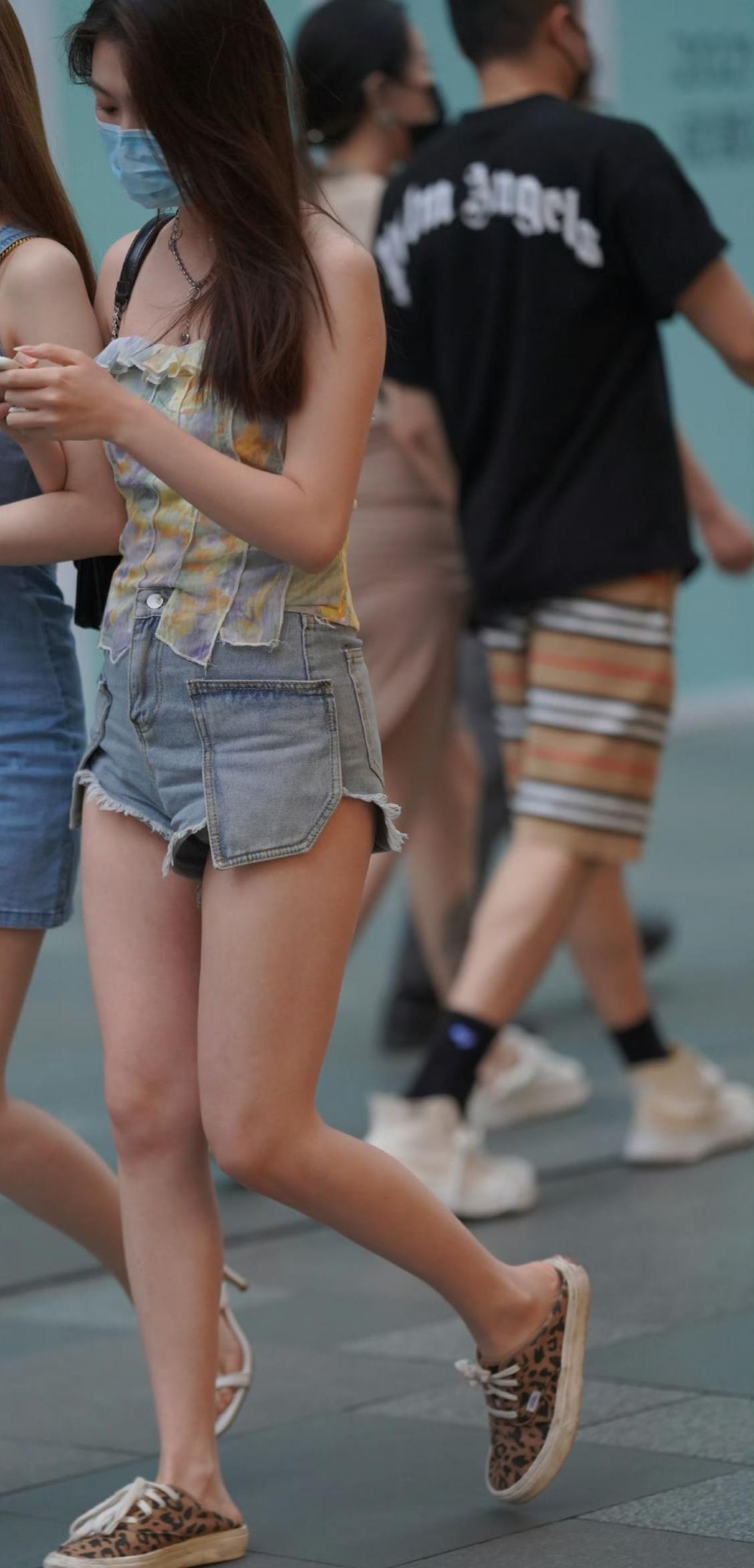 齐逼短裤的诱惑