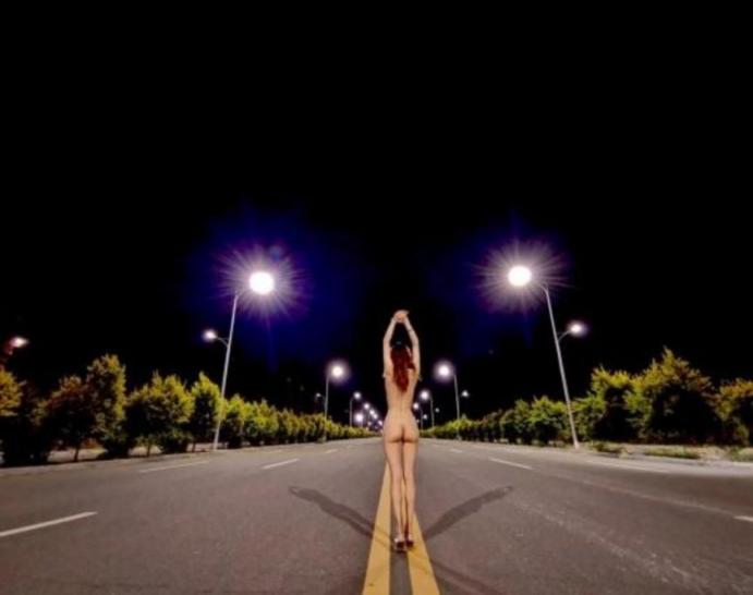 搜集的妹子图片-出去走走