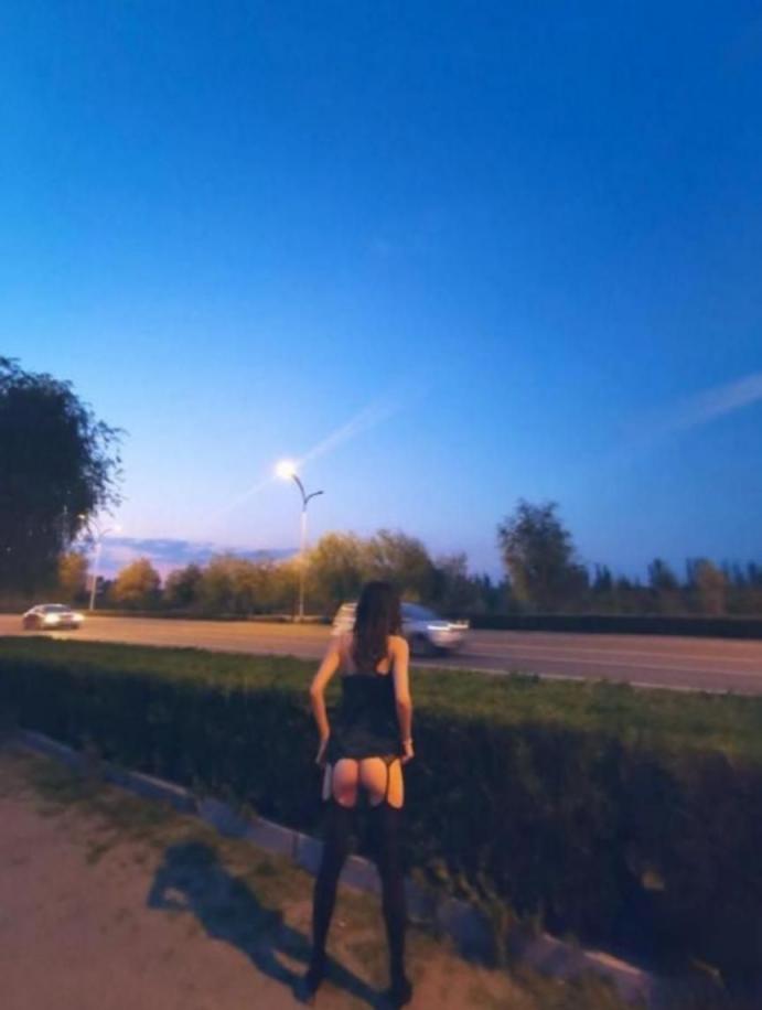 搜集的妹子图片-出去走走