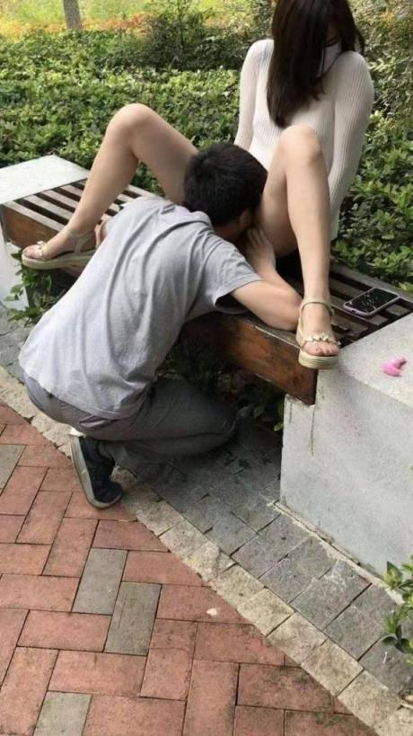 搜集的妹子图片-出去走走