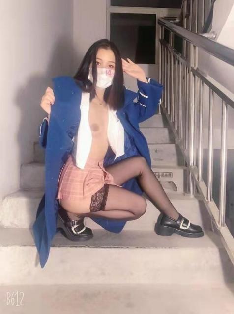 搜集的妹子图片-出去走走