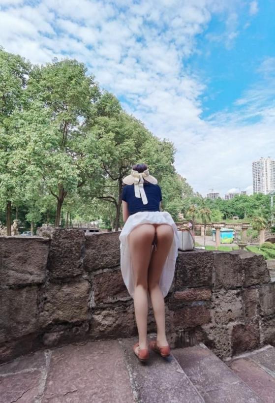 搜集的妹子图片-出去走走