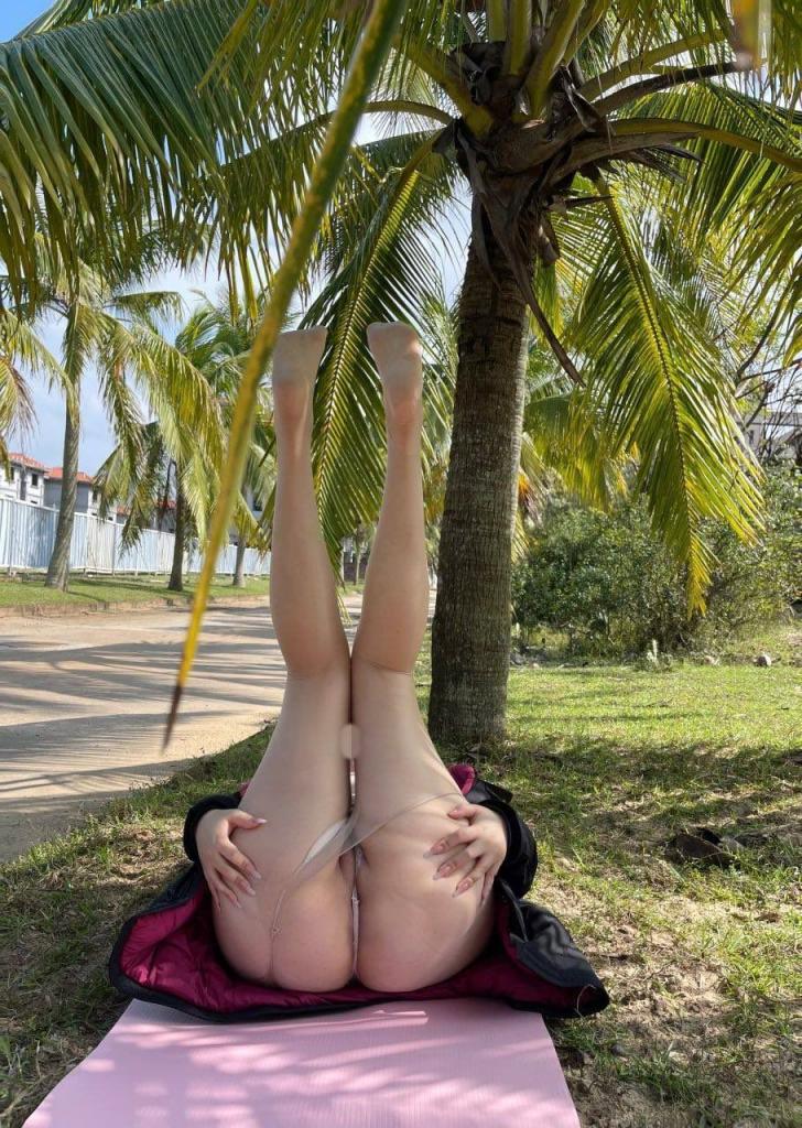 搜集的妹子图片-肥臀