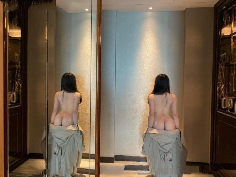 搜集的妹子图片-胸白逼粉