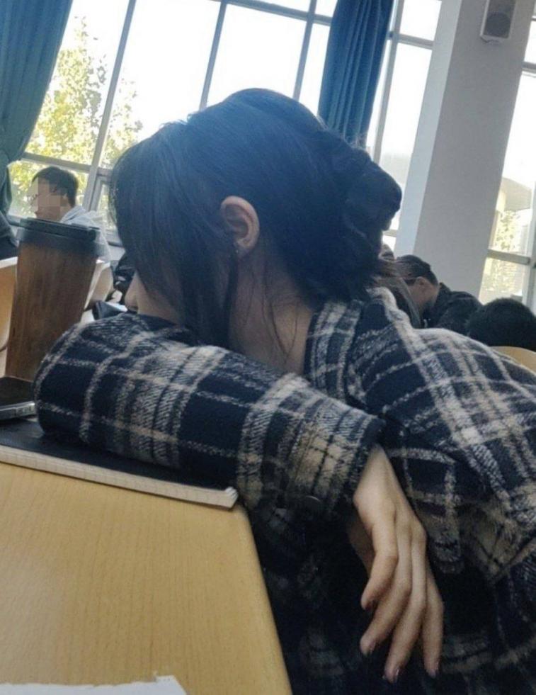 [小母狗]  調教