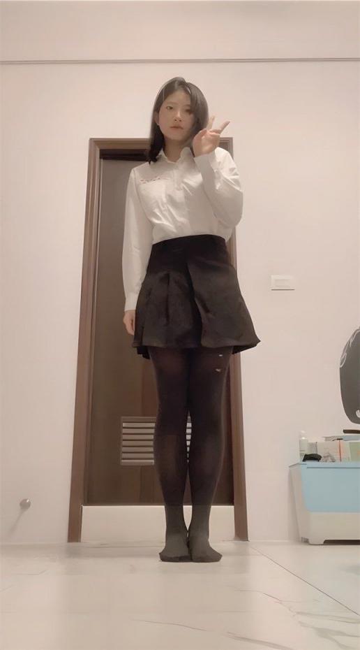 [小母狗]  調教