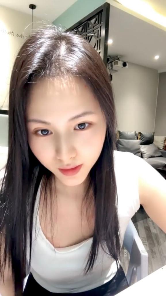 [小母狗]  調教