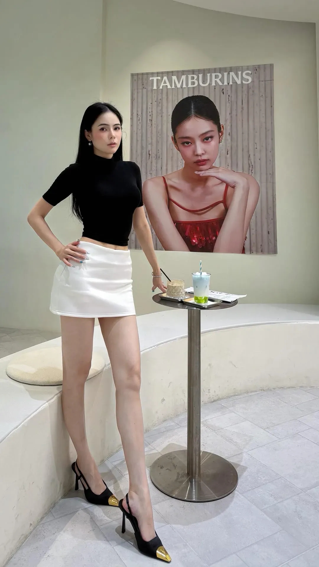 身材高挑的小姐姐