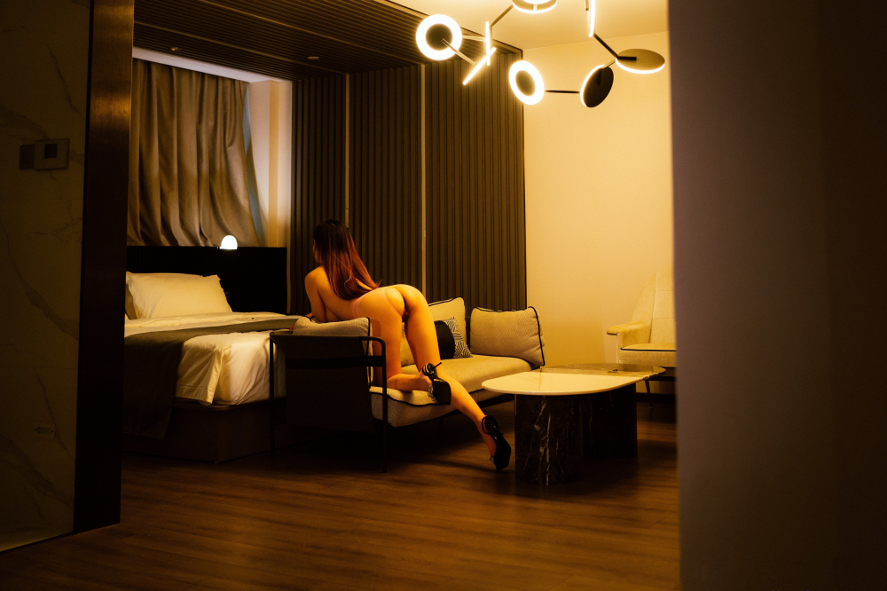 诱惑至极的绝色肉体