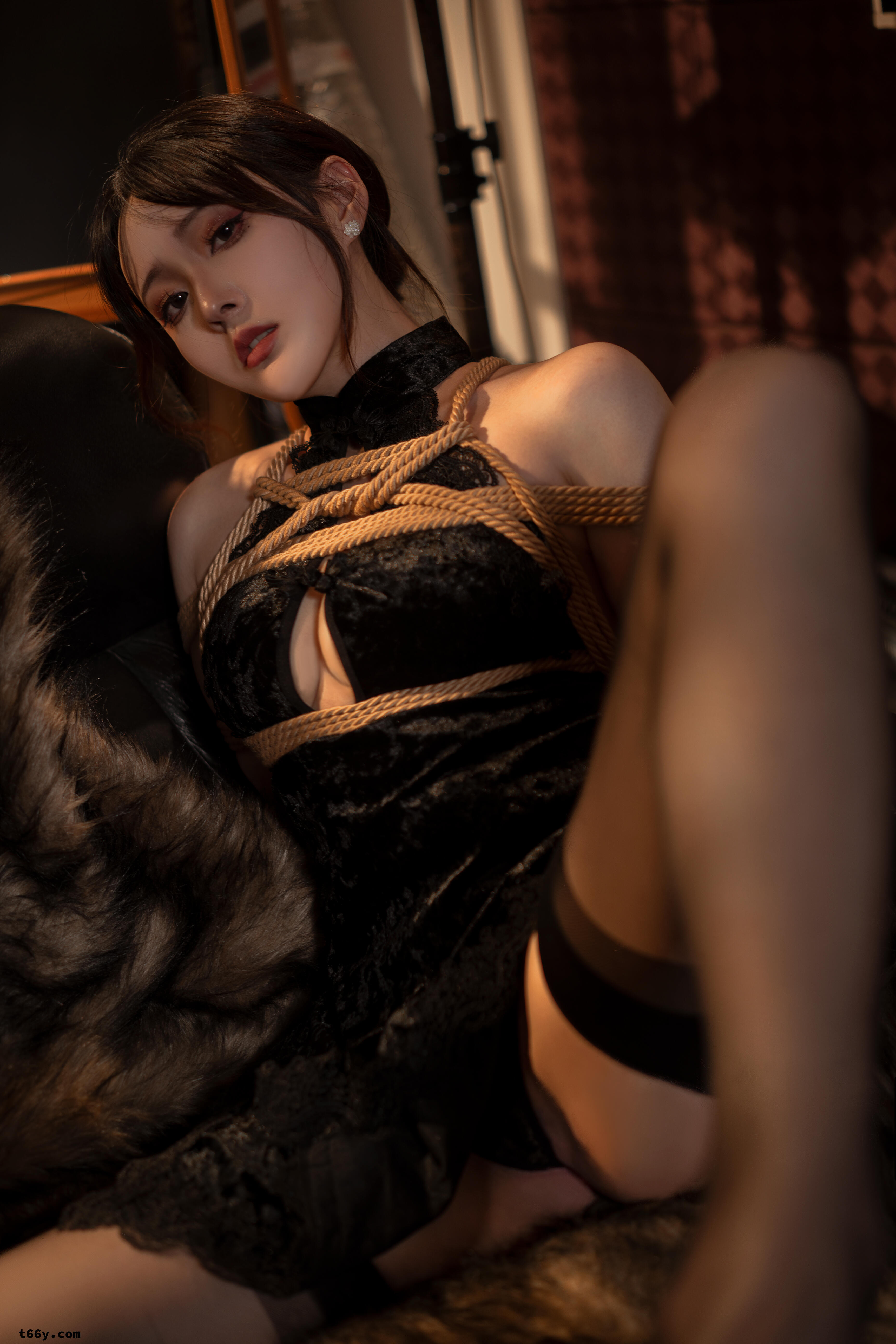 Natsuko夏夏子 – 束