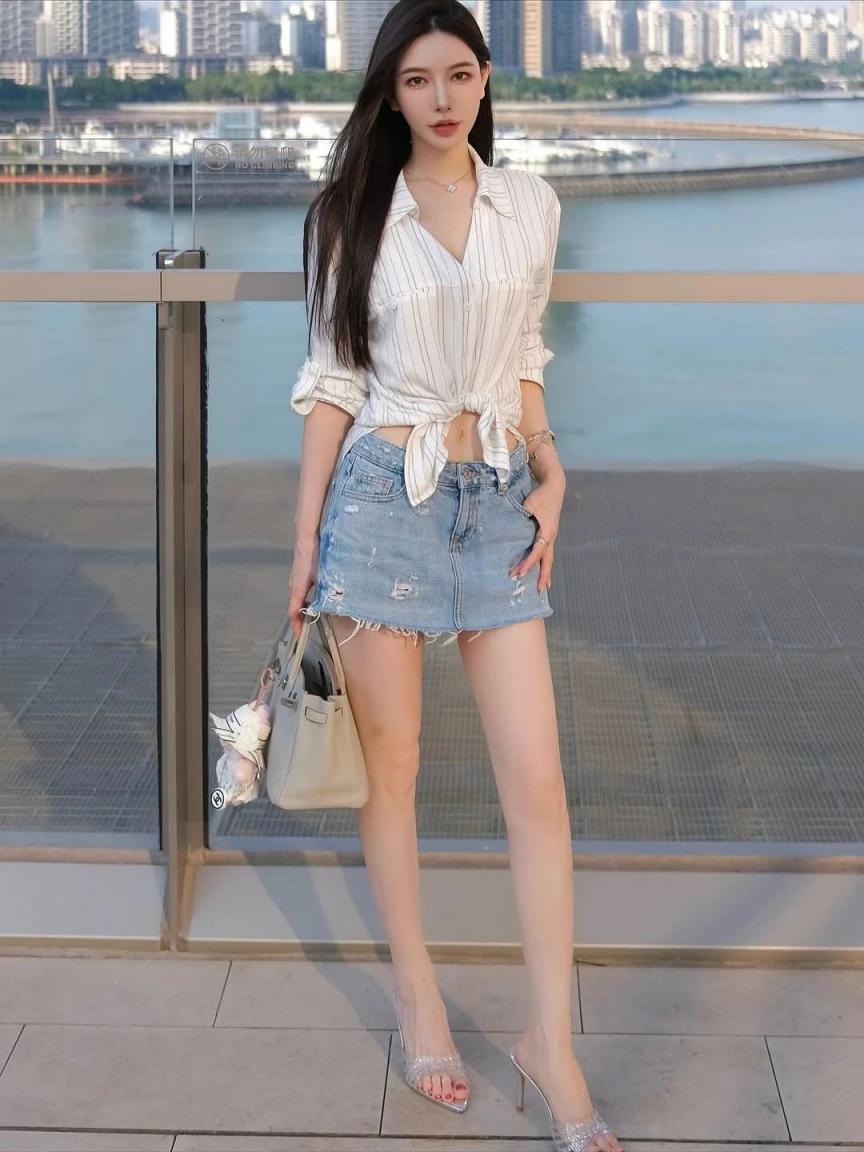 包臀裙纤腰大长腿