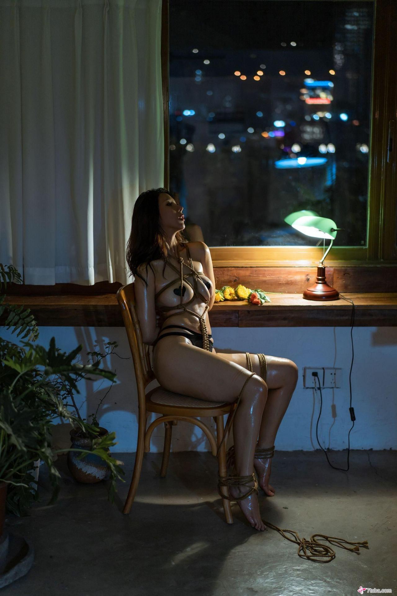 性感美图 奶油束缚