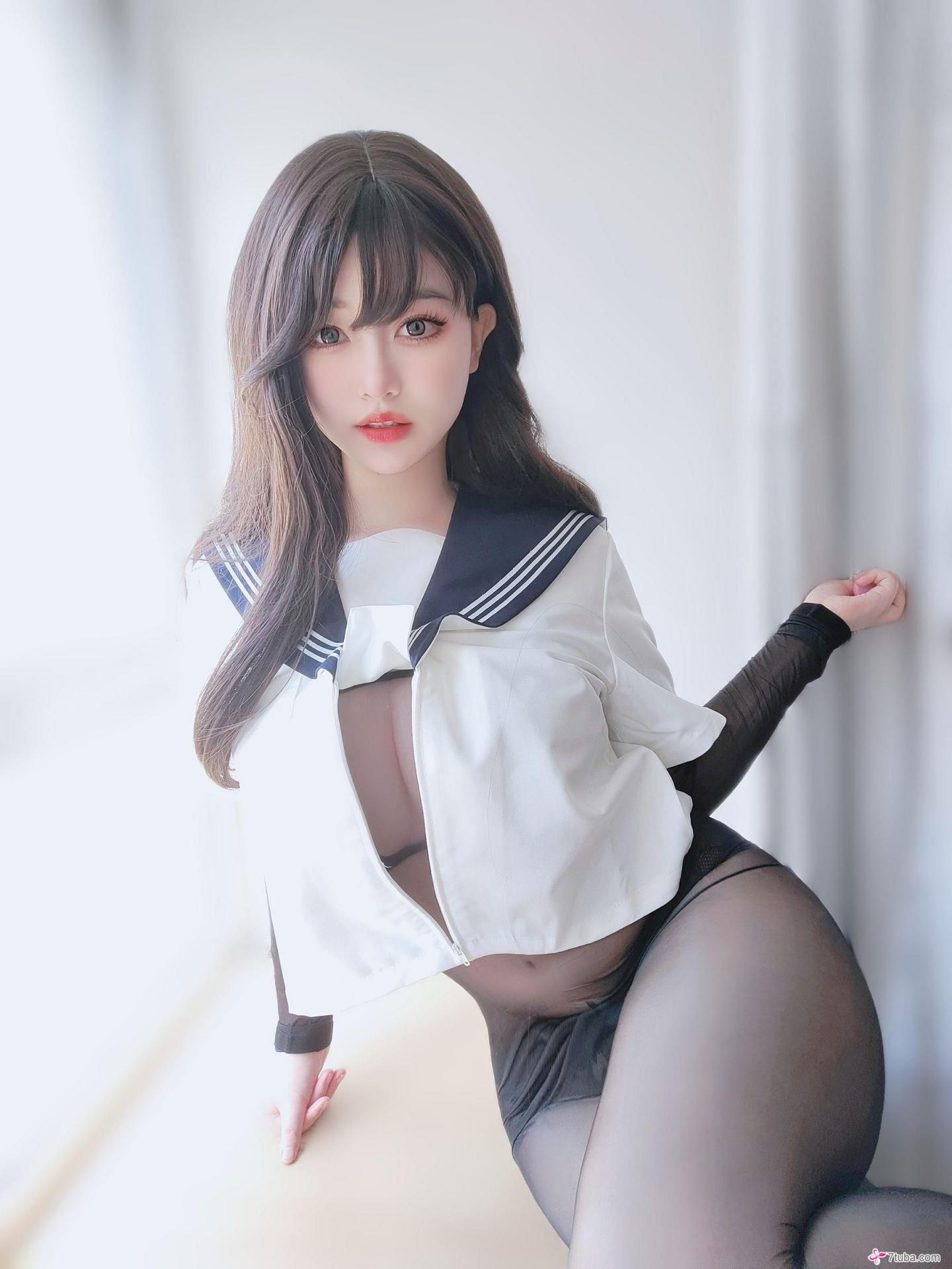 性感美图 水手美眉