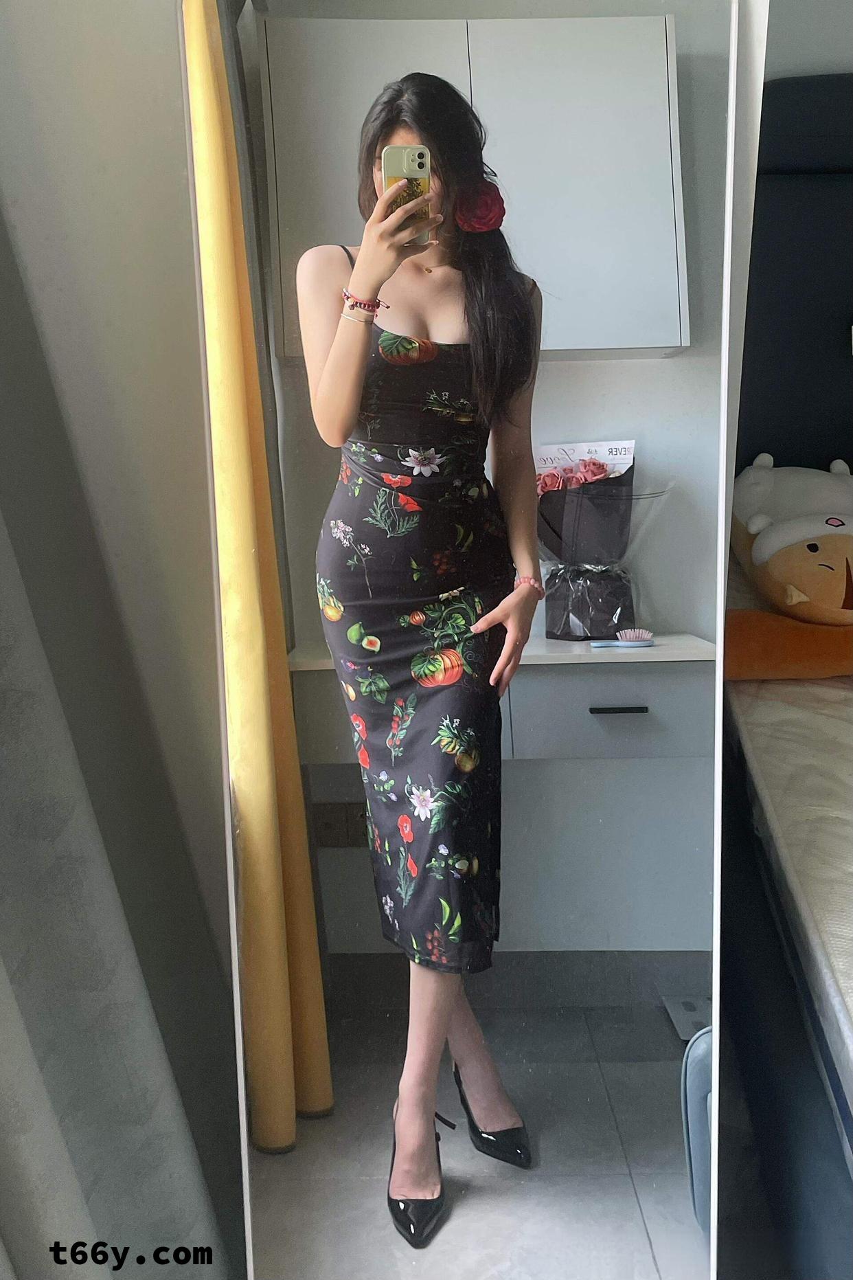 诱人的美女姐姐