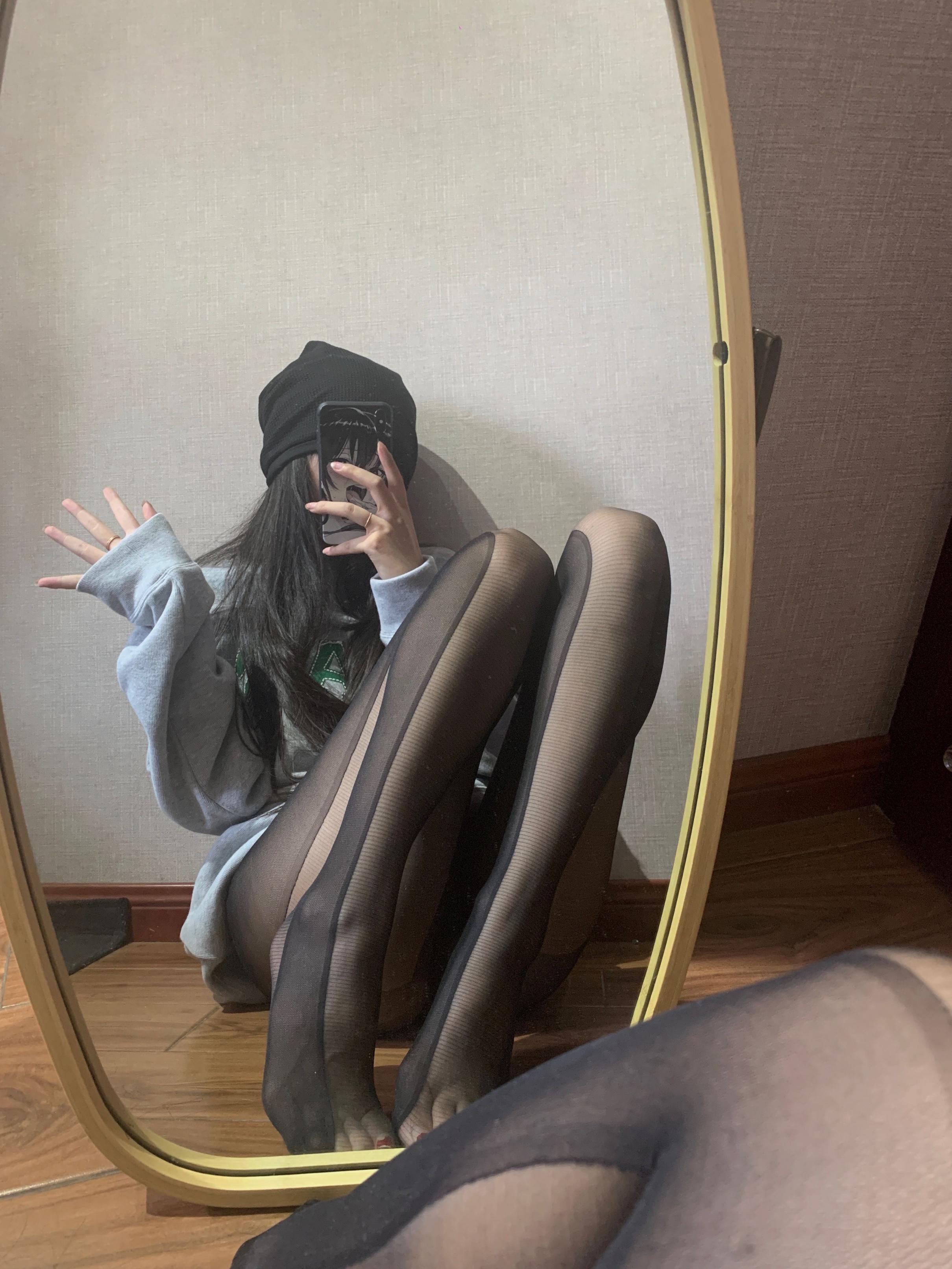 陈佩奇辣妹日记诱惑迷人[26P]