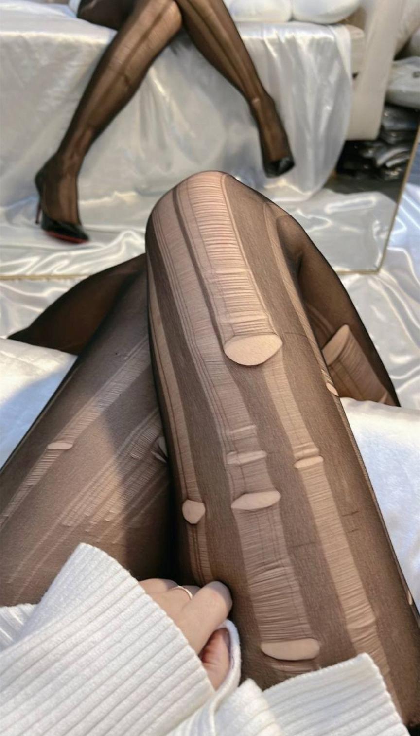 陈佩奇辣妹日记诱惑迷人[26P]