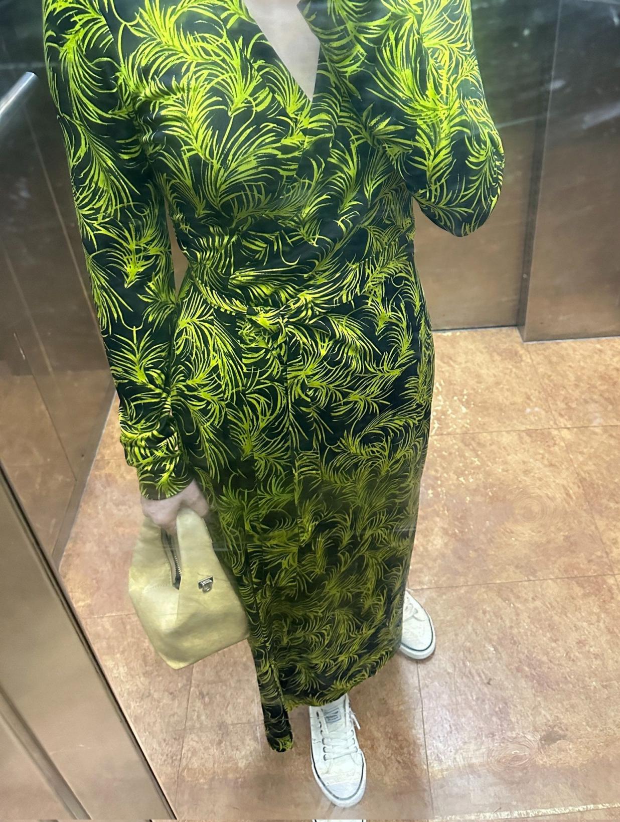 花好月圆美女姐姐