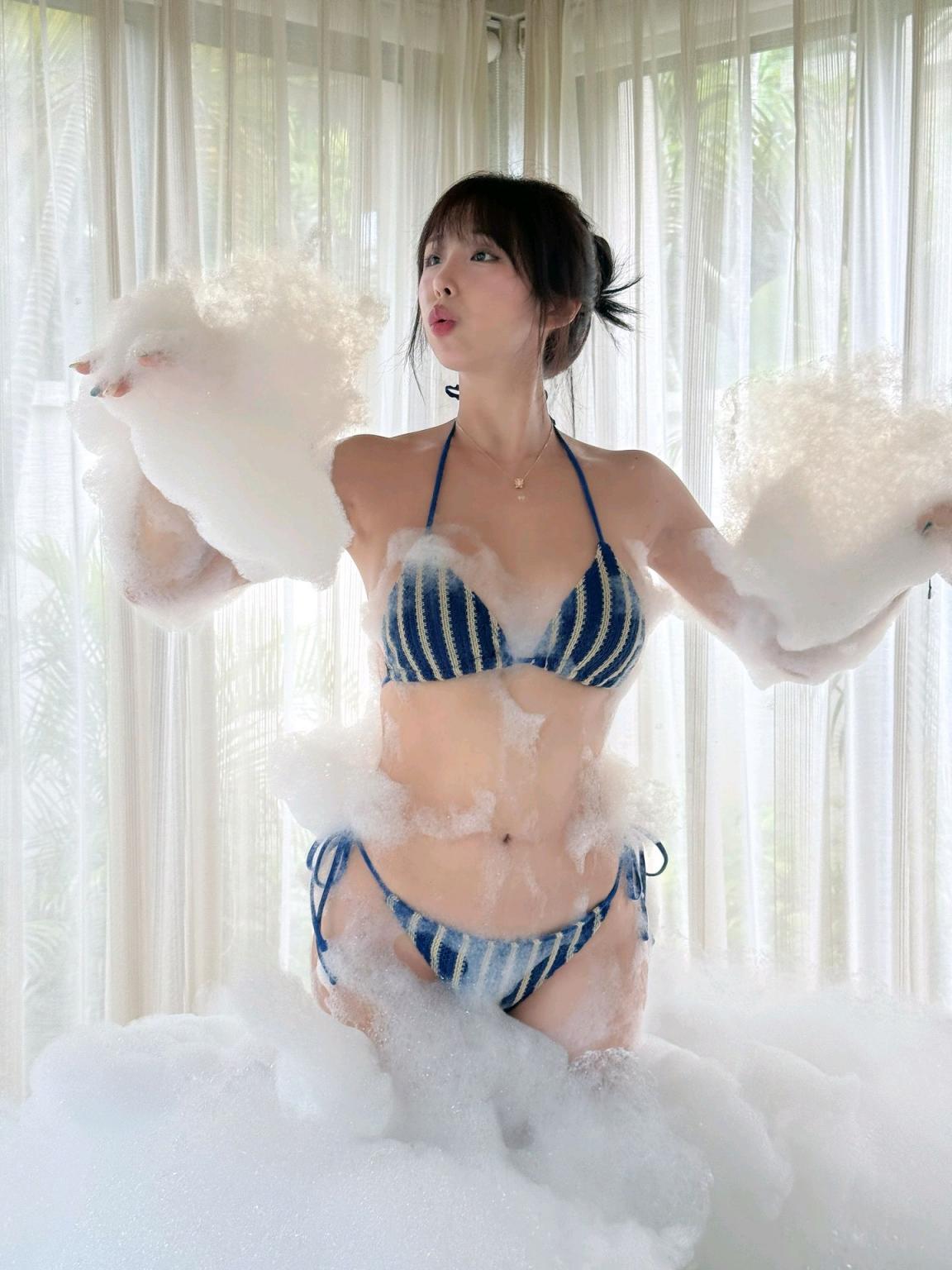 每日穿搭OOTD与假日穿搭判若两人