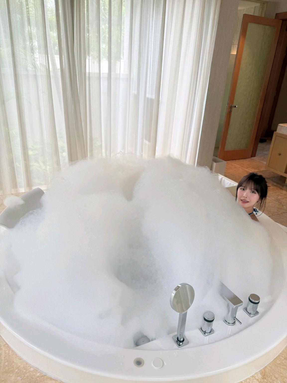 每日穿搭OOTD与假日穿搭判若两人