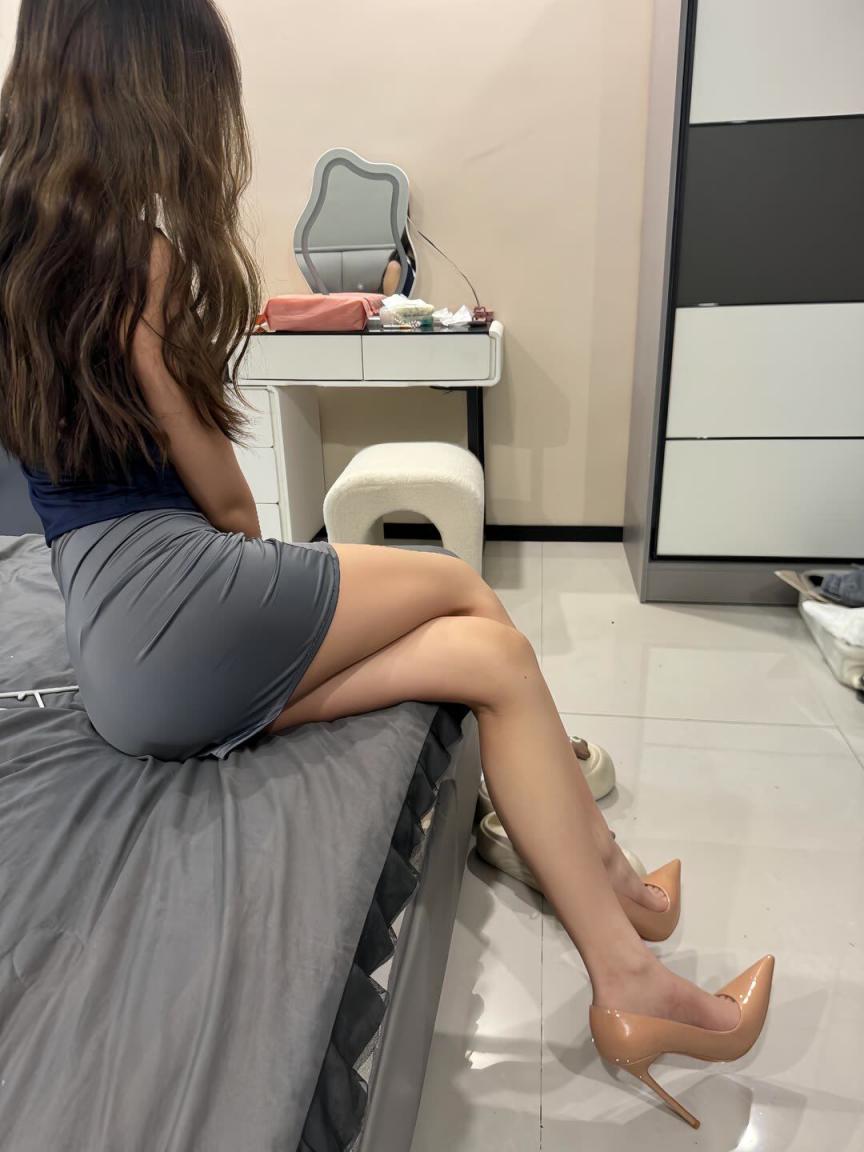 漂亮的小姐姐[25P]