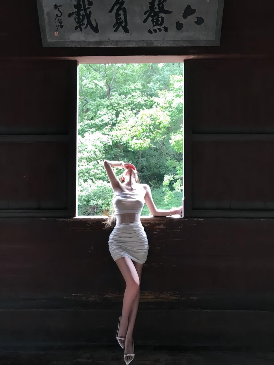 清纯可爱的小女生