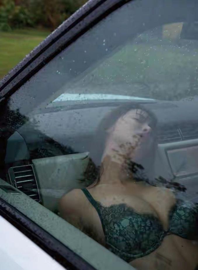 清纯可爱的小女生