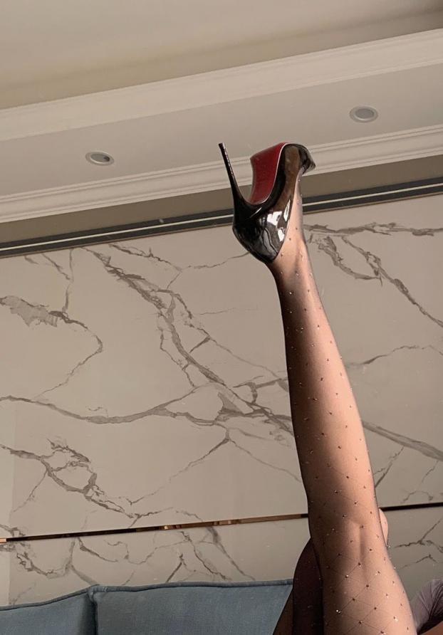 陈佩奇辣妹日记诱惑迷人 20251016